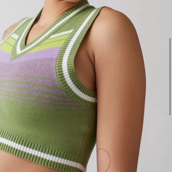 Urban Outfitters Randi Sweater Vest - Picture 3 of 9